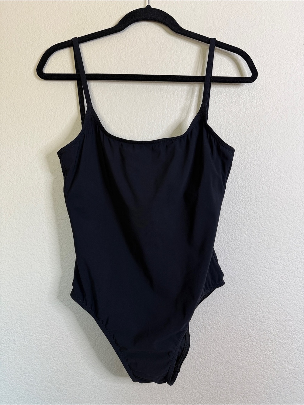 Karla Colletto scoop neck black classic one piece bathing suit size 10